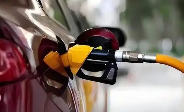 在用的ECO模式黄金使用法则九游会油价破8时代：老司机都
