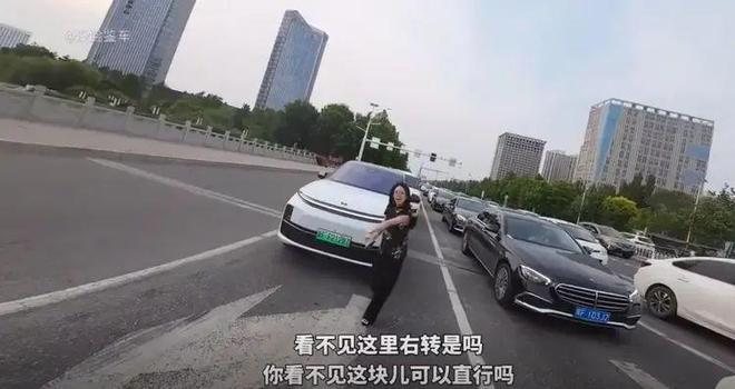 续：女司机气到流产公布完整行车记录仪j9九游会登录河北女司机与骑手冲突后(图7)