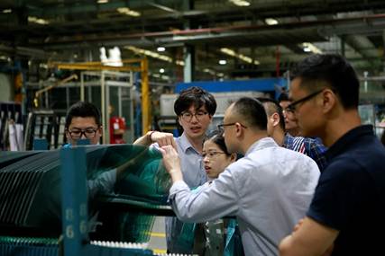 巴斯特的极致天窗工艺j9九游会入口遇见伟(图30) 巴斯特的极致天窗工艺j9九游会入口遇见伟(图30)